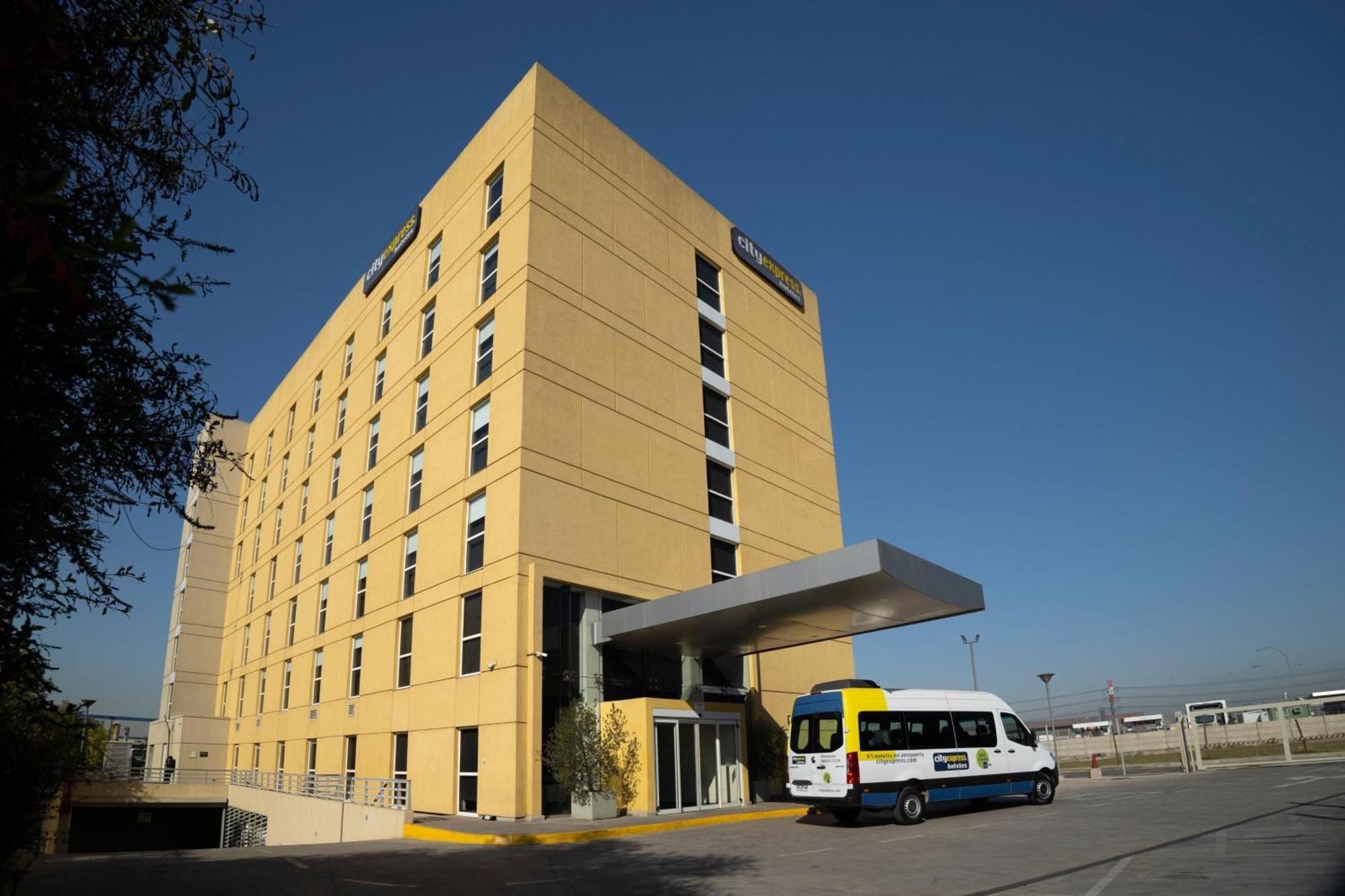 City Express By Marriott Santiago Aeropuerto Extérieur photo